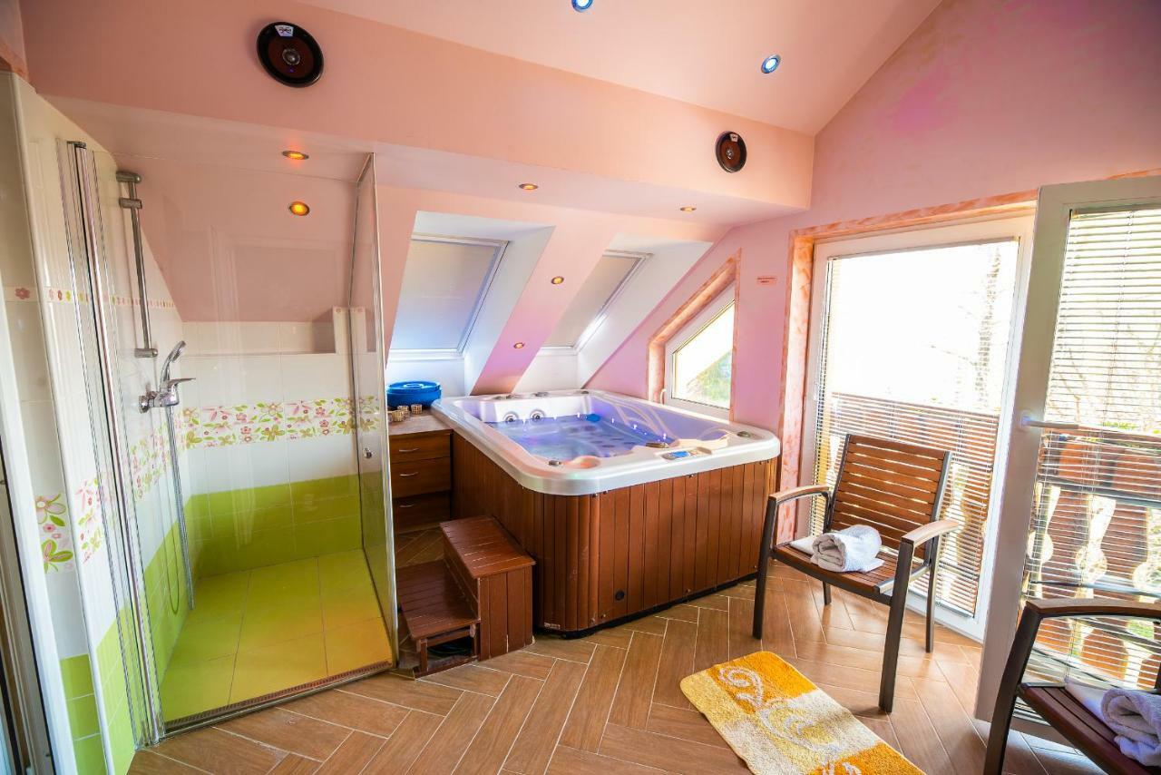 Luxury Apartment Ana With Hot Tub Visnja Gora ภายนอก รูปภาพ